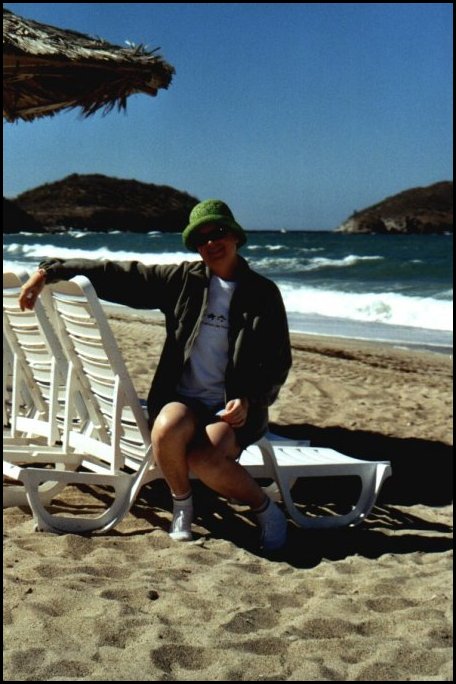 B4 Angela a la plage.jpg