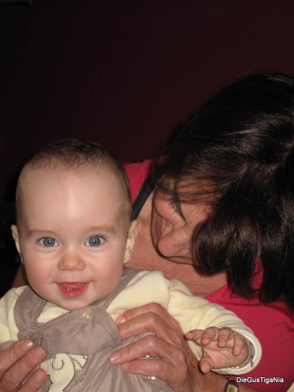 2011-12-018.JPG