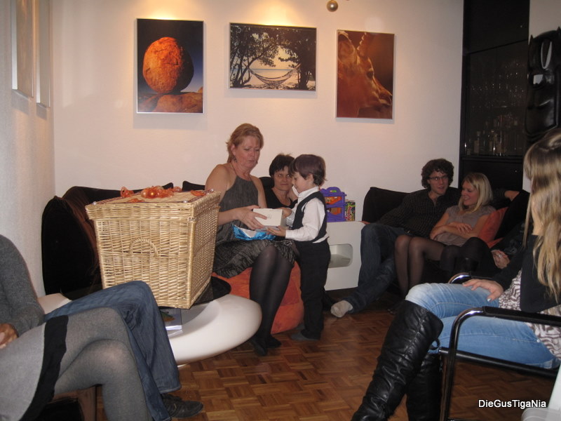 2011-12-055.jpg