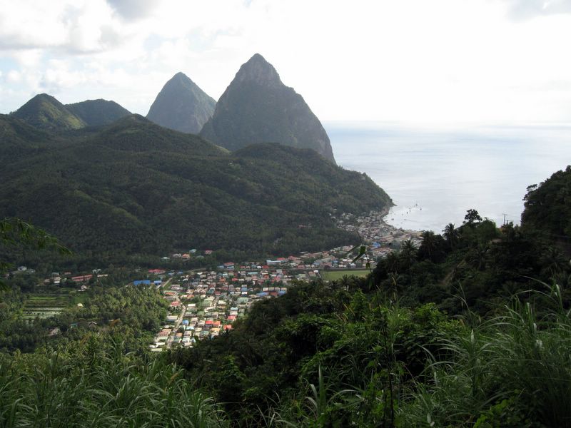 Les Pitons Jumeaux