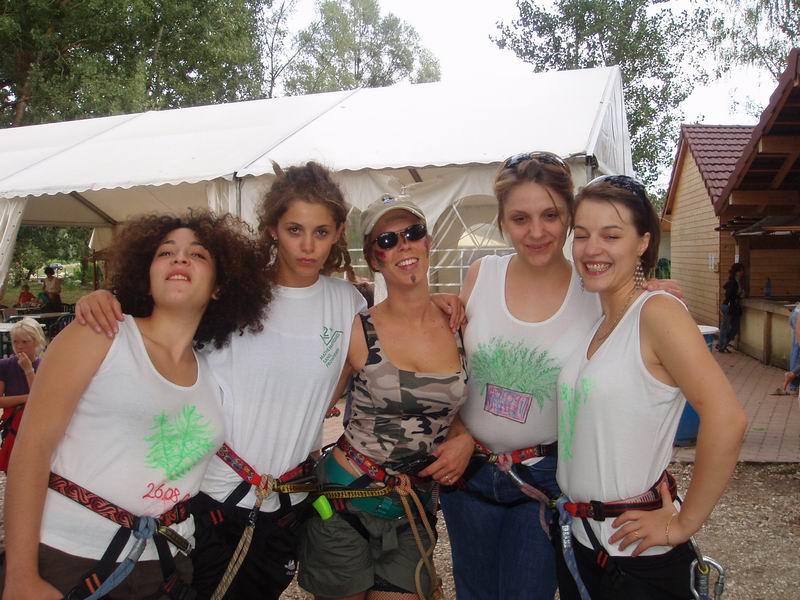 1_enterrement_tania_forestland_07.JPG