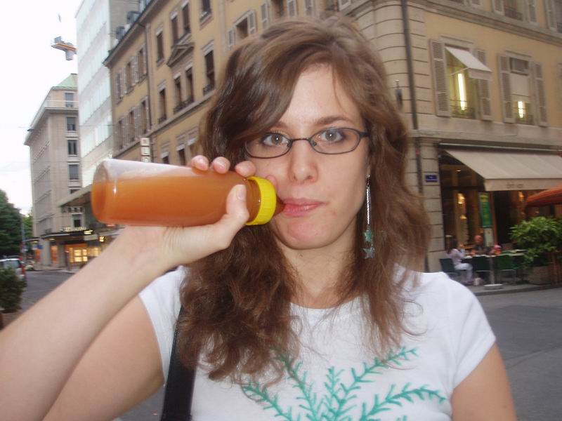 2_enterrement Tania_Geneve-Ville_05.JPG